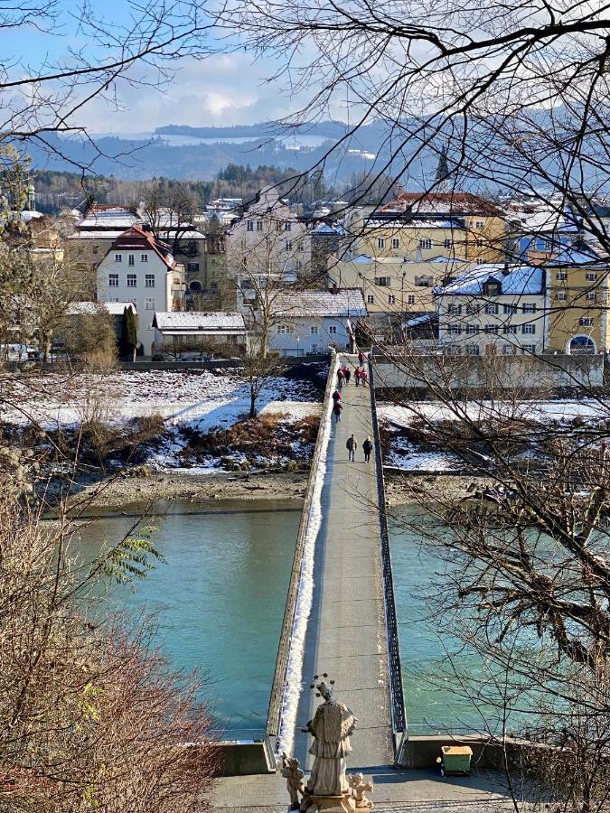 Ferienwohnung An Der Idyllischen Salzachschleife Naehe Salzburg ラウフェン エクステリア 写真
