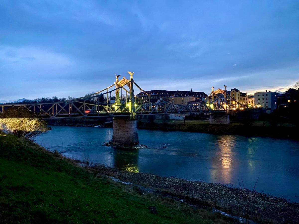 Ferienwohnung An Der Idyllischen Salzachschleife Naehe Salzburg ラウフェン エクステリア 写真